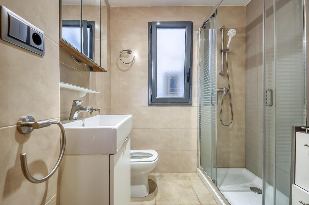 Mestral 1 1 Centro - Barneda Premium * Roses